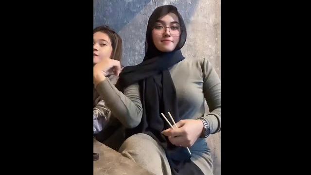 Udah jadi sholehah nih - bigo hot Udah jadi sholehah nih - bigo hot
