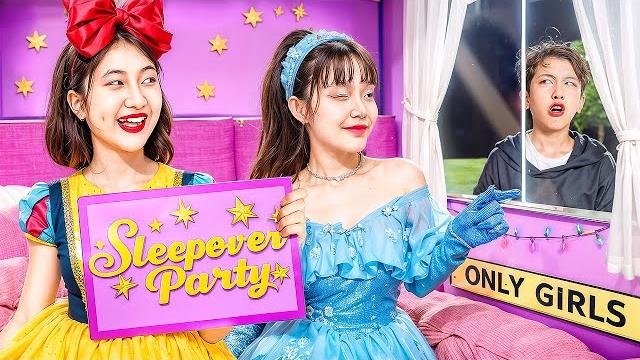 Baby doll made a disney sleepover party with her friends! boys snuck into a girls only house! Baby doll made a disney sleepover party with her friends! boys snuck into a girls only house!