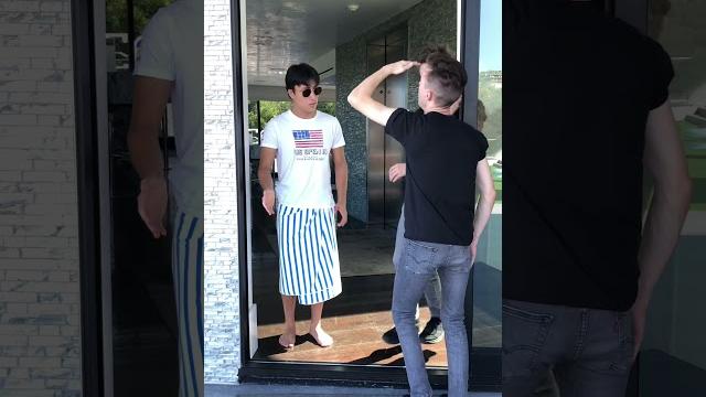 Mirror prank / twinsfromrussia tiktok #shorts Mirror prank / twinsfromrussia tiktok #shorts
