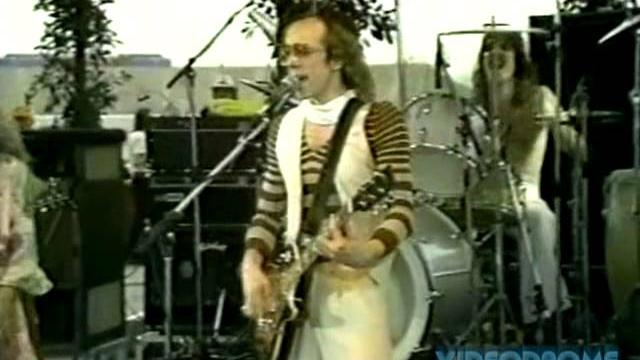 Bob welch - ebony eyes live (with stevie nicks & mick fleetwood + interview with jeff conaway) Bob welch - ebony eyes live (with stevie nicks & mick fleetwood + interview with jeff conaway)