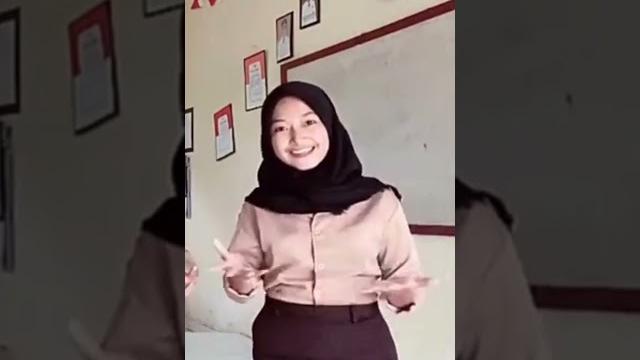 Tik tok viral 2021 cewek sma Tik tok viral 2021 cewek sma