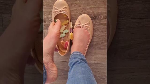 Inshoe jelly babies crush | food crushing & asmr #foodcrush #foodcrushing #inshoecrush #asmrfood Inshoe jelly babies crush | food crushing & asmr #foodcrush #foodcrushing #inshoecrush #asmrfood