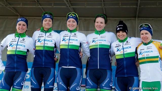 Womens het nieuwsblad 2016 - sarah roy post race Womens het nieuwsblad 2016 - sarah roy post race