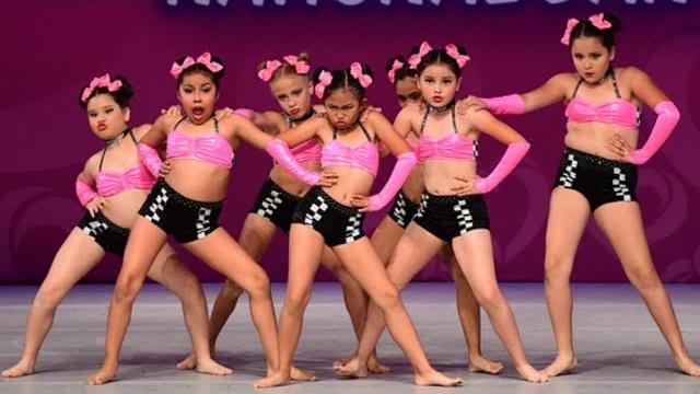 Peace love & dance - power Peace love & dance - power