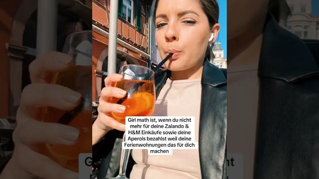 Girl math ist, wenn du nicht mehr für deine einkäufe & deine aperols bezahlst weil #airbnbbusiness Girl math ist, wenn du nicht mehr für deine einkäufe & deine aperols bezahlst weil #airbnbbusiness