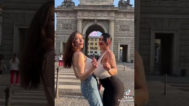 Busty duo ️ Busty duo ️