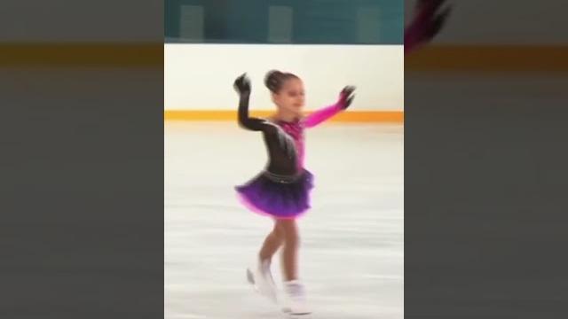 Ясмина #figureskating #адыгея #дети #майкоп #спортсмены #фигуристы #фигурноекатание #сочи #сириус Ясмина #figureskating #адыгея #дети #майкоп #спортсмены #фигуристы #фигурноекатание #сочи #сириус