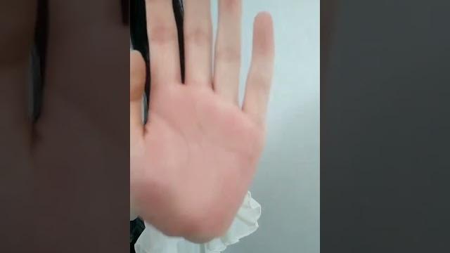 Jk小姐姐犯错被打手心 Jk小姐姐犯错被打手心