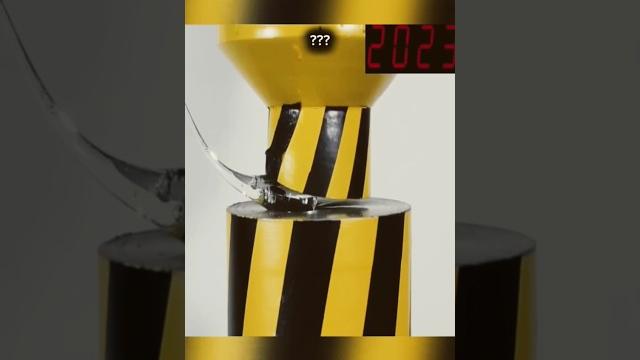 Who will win with the hydraulic press | #hydraulicpress #princerupertsdrop #nokia #hammer Who will win with the hydraulic press | #hydraulicpress #princerupertsdrop #nokia #hammer