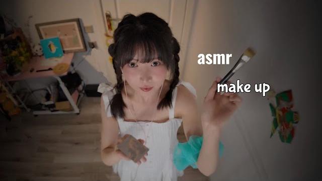 Asmr仲夏之夜給高大的你化甜美妝容put on makeup for the tall you Asmr仲夏之夜給高大的你化甜美妝容put on makeup for the tall you