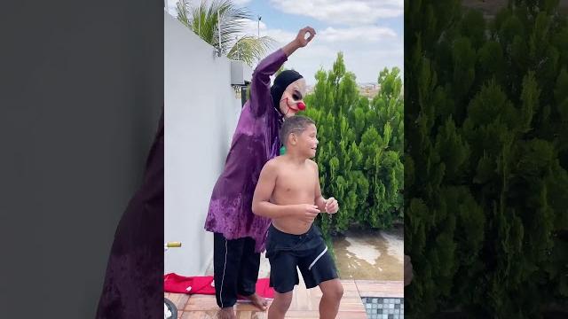 Desafio na piscina Desafio na piscina