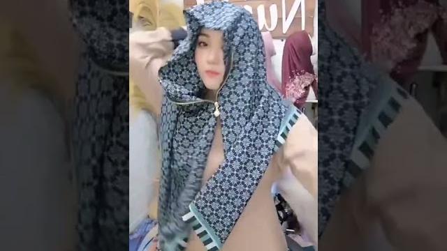 Hijab andalan aku lagi nih gaes #shorts Hijab andalan aku lagi nih gaes #shorts
