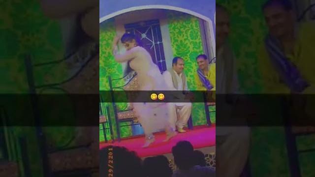 Lyla jutti hot mujra Lyla jutti hot mujra