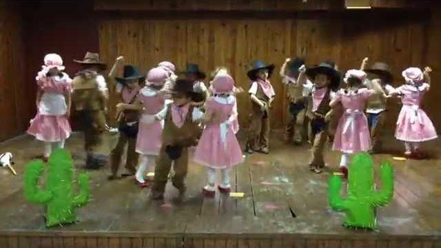 Kovboy dansı hatice uluğ i̇lkokulu 2014 Kovboy dansı hatice uluğ i̇lkokulu 2014