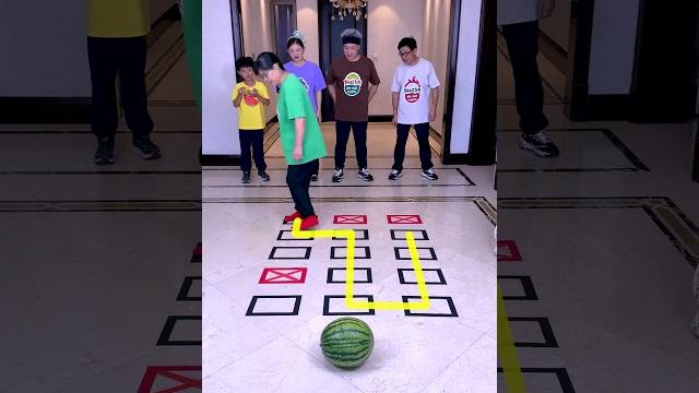 One stroke pattern challenge, it's too difficult, can you connect successfully? #funnyfamily#party One stroke pattern challenge, it's too difficult, can you connect successfully? #funnyfamily#party