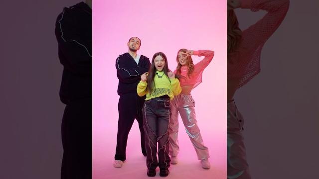 Газан, поли и мария янковская танцуют под трек sigma girl Газан, поли и мария янковская танцуют под трек sigma girl