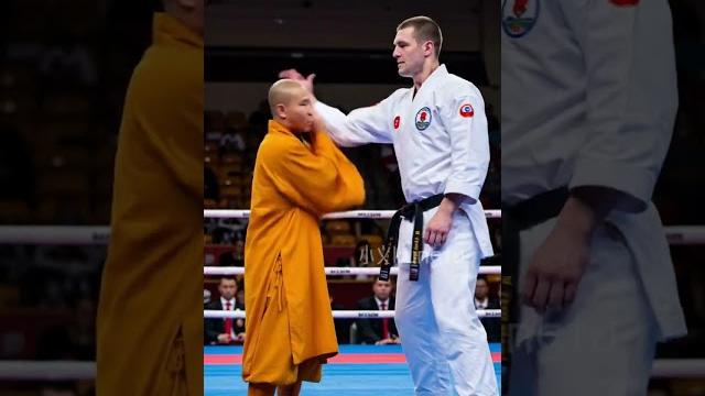 The shaolin master could not bear it any more.beat the karate champion with a unique skill.#fighting The shaolin master could not bear it any more.beat the karate champion with a unique skill.#fighting