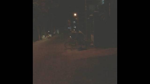 Sepeda goyang malam Sepeda goyang malam