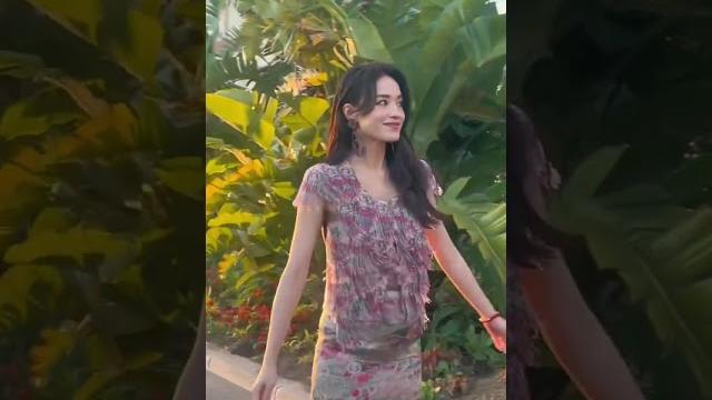 49歲舒淇&50歲林志玲:戛納電影節握手言談!#舒淇#不老女神#林志玲#愛情#家庭#事業#娛樂 49歲舒淇&50歲林志玲:戛納電影節握手言談!#舒淇#不老女神#林志玲#愛情#家庭#事業#娛樂