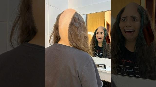Sophia raspando o cabelo - @gisellehfreitas #humor #comedy Sophia raspando o cabelo - @gisellehfreitas #humor #comedy
