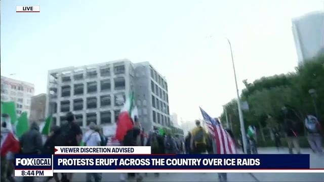 Live | protests erupt in nyc's foley square over ice raid Live | protests erupt in nyc's foley square over ice raid
