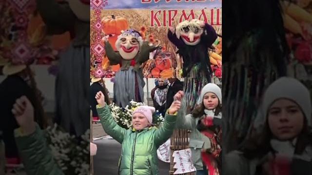 Какая же ярмарка без бабушек ягушек Какая же ярмарка без бабушек ягушек