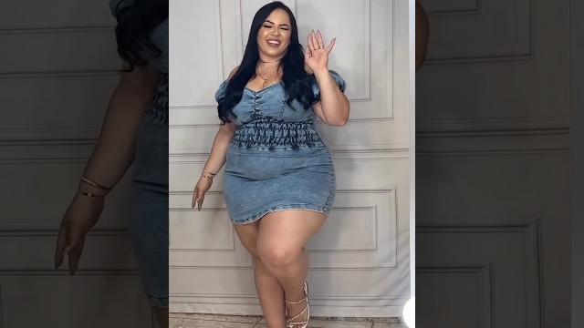 Plus size dresses, denim bodycon dress #curvy #plussize Plus size dresses, denim bodycon dress #curvy #plussize