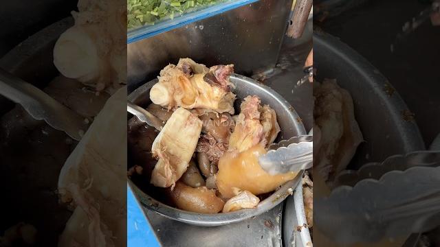 Meatball tendon filled with piles of beef tendons, price 35,000 #food #foodie #culinary #selling ... Meatball tendon filled with piles of beef tendons, price 35,000 #food #foodie #culinary #selling ...