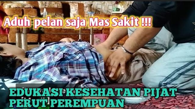 Pijat perut wanita di antar suaminya // traditional abdominal massage health education Pijat perut wanita di antar suaminya // traditional abdominal massage health education