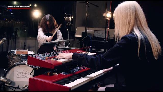 Nord live sessions: domi & jd beck - sniff Nord live sessions: domi & jd beck - sniff