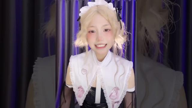 【蛋挞酱 】舞蹈直播 【蛋挞酱 】舞蹈直播