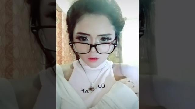 Aku kocokin yah??!!! Aku kocokin yah??!!!