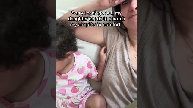 Cuties tickling their mommies #tickles #armpits Cuties tickling their mommies #tickles #armpits
