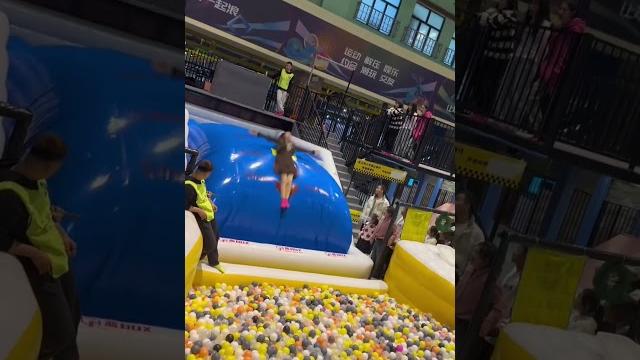 This trampoline is so fun! why didn't we just start jumping around like this when we were kids This trampoline is so fun! why didn't we just start jumping around like this when we were kids