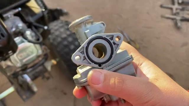 Putting a pz16 carb on my go kart Putting a pz16 carb on my go kart