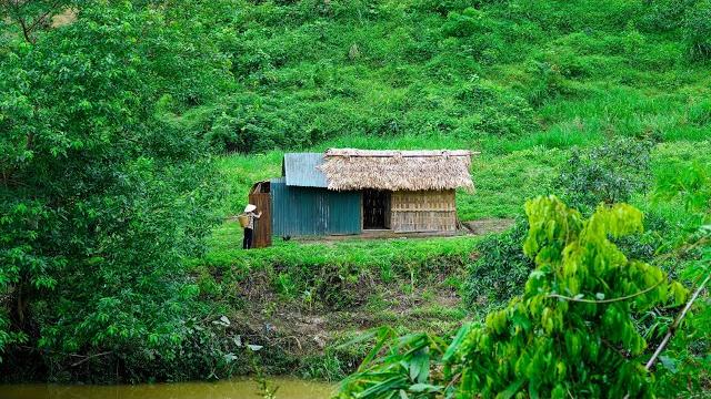 What will happen to ly tu linh, when the river water rises, will she be able to go home?. What will happen to ly tu linh, when the river water rises, will she be able to go home?.
