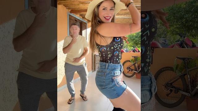 Aooo brunette #dance Aooo brunette #dance