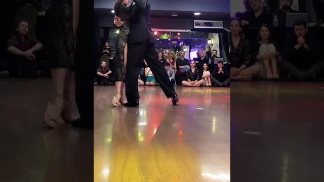 Los turcos follow ️ @tangoexpo dancers: @alialper.ozdemir y @emine.tzgin #tango #tangoargentino Los turcos follow ️ @tangoexpo dancers: @alialper.ozdemir y @emine.tzgin #tango #tangoargentino