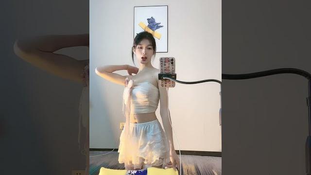 兮兮好饿哦 230205 231739 兮兮好饿哦 230205 231739