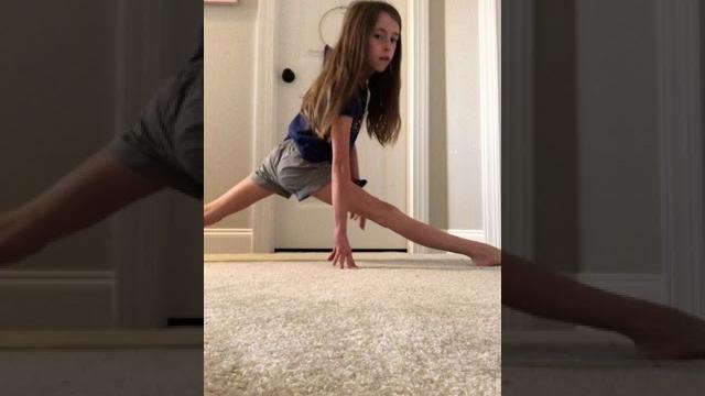 Split flexibility challenge!!!! Split flexibility challenge!!!!