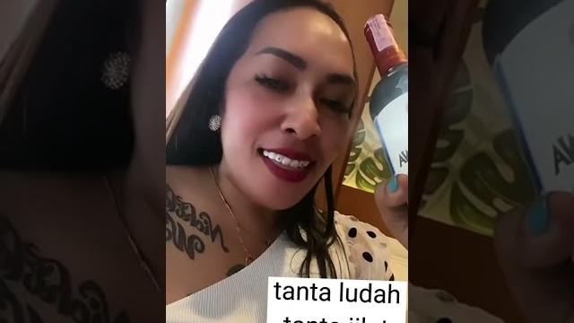 Tante suka cowok peminum Tante suka cowok peminum