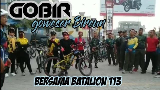 Gobir bersama batalion 113 Gobir bersama batalion 113