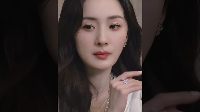 【杨幂】近距离怼脸盯,美色撩人无人能敌 【杨幂】近距离怼脸盯,美色撩人无人能敌