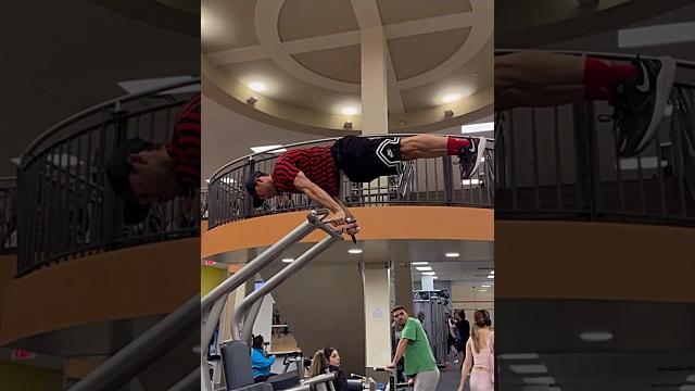 People reaction #freestyle #planche #motivation #respect #calisthenics #streetworkout #reaction People reaction #freestyle #planche #motivation #respect #calisthenics #streetworkout #reaction