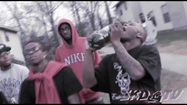 Louis v (hitmaker d-aye & famboi bama) Louis v (hitmaker d-aye & famboi bama)