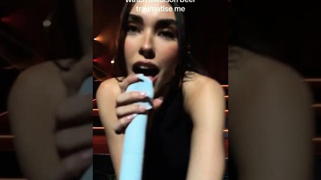 Madison beer traumatized this fan #shorts #madisonbeer Madison beer traumatized this fan #shorts #madisonbeer