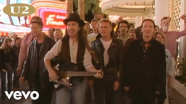 U2 - i still haven't found what i'm looking for (official music video) U2 - i still haven't found what i'm looking for (official music video)