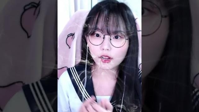버튜버 실물을 무시하면 안되는 이유;; #shorts 버튜버 실물을 무시하면 안되는 이유;; #shorts