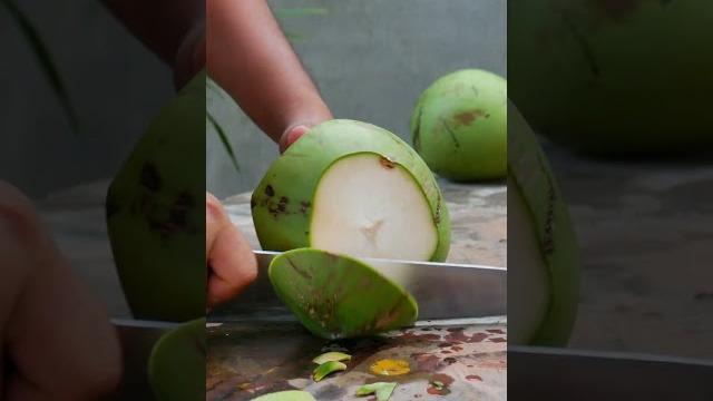 Fantastic coconut peeling style Fantastic coconut peeling style