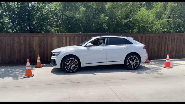 Audi's parking system plus with 360 view Audi's parking system plus with 360 view